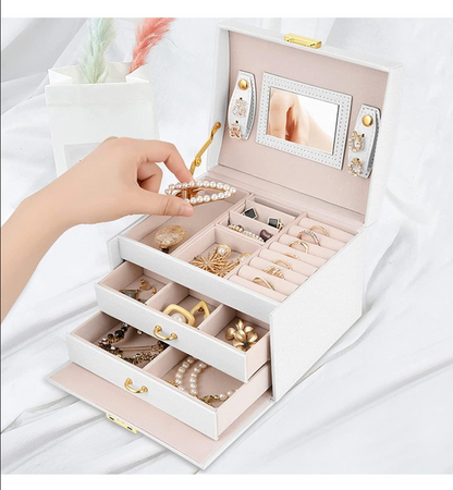Organiza tus joyas con este organizador